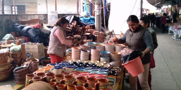 Foto: archivo // Reportan bajas ventas en la fiesta de Huautla.