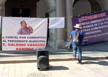 Foto: Lisbeth Mejía // Denuncian al presidente municipal, Galdino Vázquez Ramírez, de incumplir con la entrega de los ramos 28 y 33.