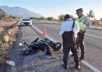 Motociclista pierde la vida al ser impactado por vehículo, cuyo conductor se dio a la fuga
