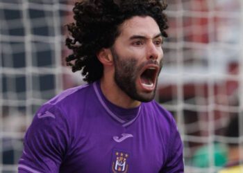 César ‘Chino’ Huerta brilla con gol y asistencia en la victoria del Anderlecht sobre Cercle Brugge