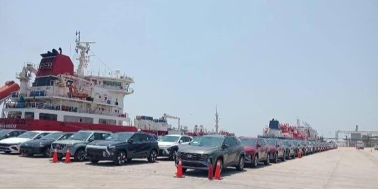 El recorrido de mercancías entre Salina Cruz y Coatzacoalcos dura alrededor de 9 horas.