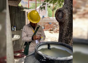 Exhortan a la población eliminar posibles criaderos del mosquito