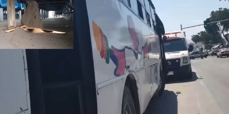 ¡Explota llanta en urbano de Oaxaca! Hay varios heridos y desata pánico entre los pasajeros