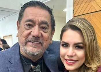 El fin de semana, Salgado Macedonio insistió en que si el pueblo lo eligiera para suceder a su hija Evelyn Salgado no sería nepotismo.