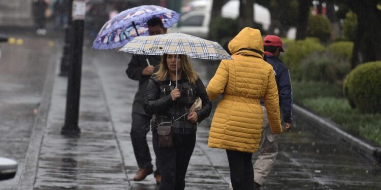 Frente Frío número 33 en México traerá lluvias, descenso de temperatura y evento de “norte”