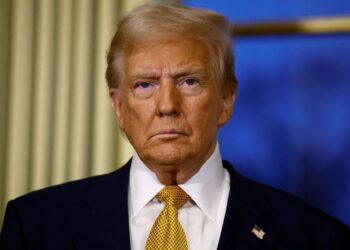 ¿Adiós al español en EE.UU.? Trump declara el inglés como idioma oficial