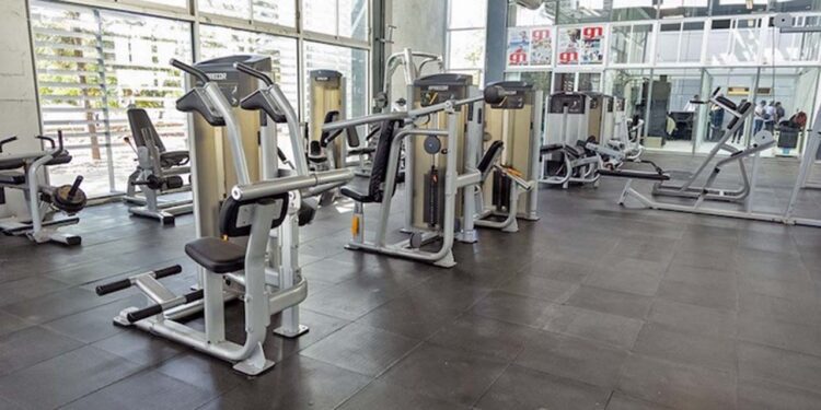 Foto: Gobierno de Oaxaca // El lucrativo espacio interior del gimnasio y alberca entregados en comodato.