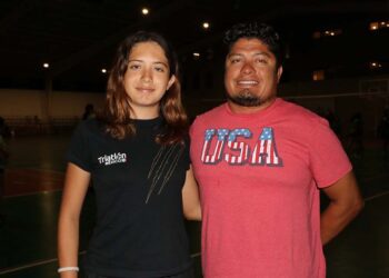 Fotos: Leobardo García Reyes // La triatleta oaxaqueña Camila Hernández es apoyada por la familia, que la motiva a dar su mejor esfuerzo.