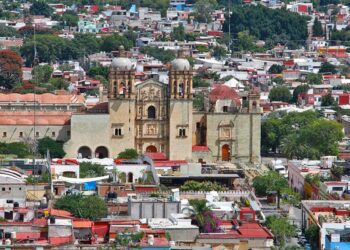Fotos: Adrián Gaytán // La ciudad no solo se ha urbanizado, sino que sus habitantes enfrentan cada día varios problemas para llevar una vida en paz y tranquilidad.