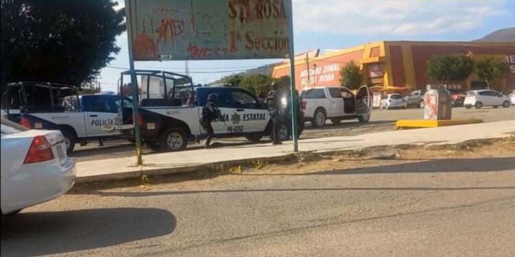 La pareja compuesta por Óscar Alanís S. R. y R. N. R. fue localizada por la policía a la altura del mercado zonal de Santa Rosa.