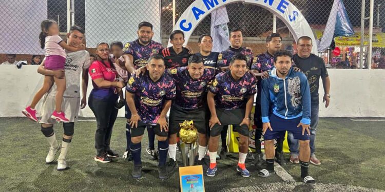 Marranos del Mal son bicampeones del Torneo Dominical de la Liga El Chilar.