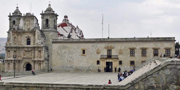 Foto: archivo // Estos pendientes son exigidos al ayuntamiento a través de los sindicatos a los que pertenecieron las y los ex empleados del municipio.