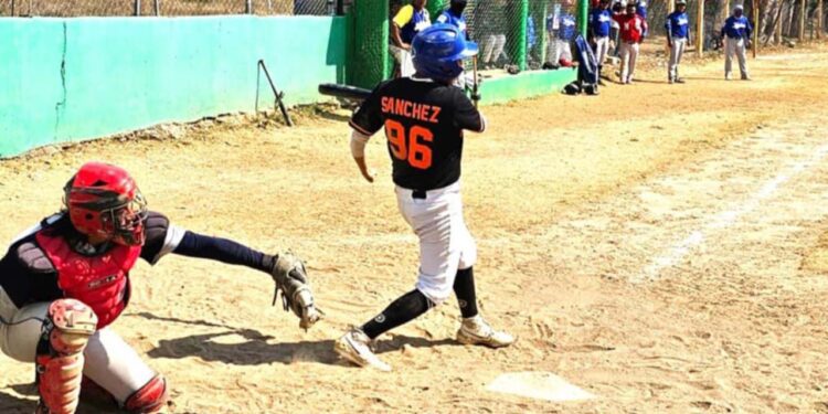 El beisbol se mantiene con buen nivel.