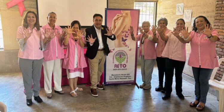 Fotos: cortesía // El grupo que preside Mina Fernández Pichardo agradeció infinitamente al Dr. Federico Montes Cruz.