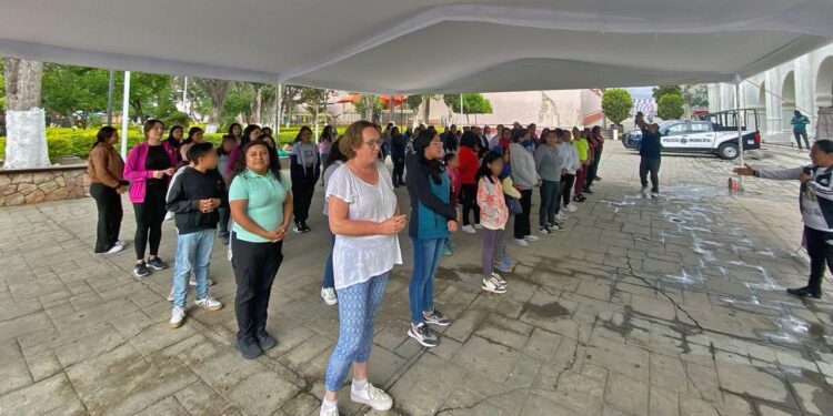 La actividad estuvo a cargo de la boxeadora profesional María Goreti Ramírez Sánchez.