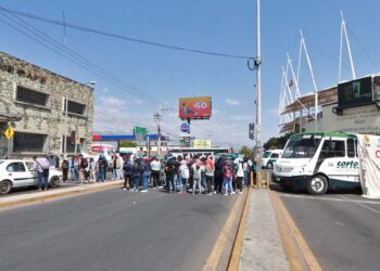 Foto: Adrián Gaytán // Registran en marzo 34 bloqueos de calles, avenidas y carreteras del estado.