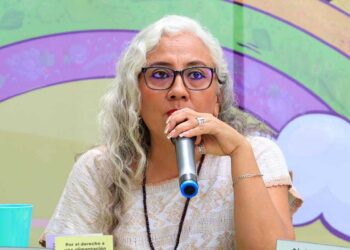 Yésica Sánchez llama a la creación de mecanismos efectivos para evaluar el acceso a la salud y la prevención de la violencia.