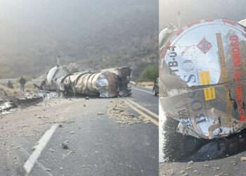 VIDEO | ¡Alerta en la 135D! Vuelca pipa con más de 300 mil litros de combustible entre Tepelmeme y Tehuacán