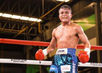 El oaxaqueño Luis Fernando Robles buscara el campeonato súper gallo.