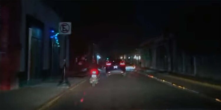 Foto: captura de pantalla // Apagones también afectan la red de semaforización en la capital oaxaqueña.