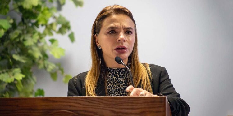Carla Humphrey Jordan, consejera Electoral del INE.