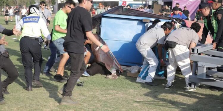 Suspenden el AXE Ceremonia 2025 tras la muerte de dos personas por caída de estructura