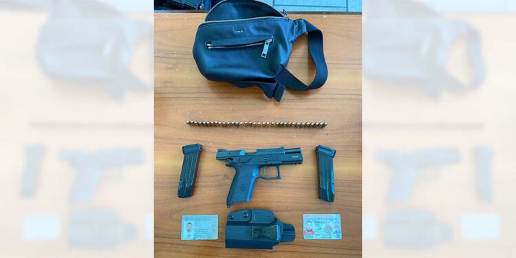 El arma no estaba registrada, así que se cree de procedencia ilícita.