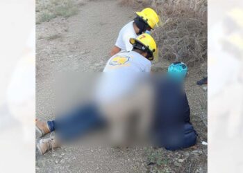 El hombre viajaba de copiloto al momento que cayó de una motocicleta.