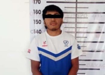 El número de serie de la moto arrojó que contaba con reporte de robo.