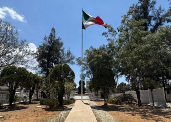 El 31 de marzo, el pleno del Consejo Universitario aprobó la creación de esta ENES Oaxaca como parte de la estrategia para extender la presencia de la UNAM en el país.