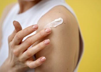 El protector solar es un básico de belleza y salud.