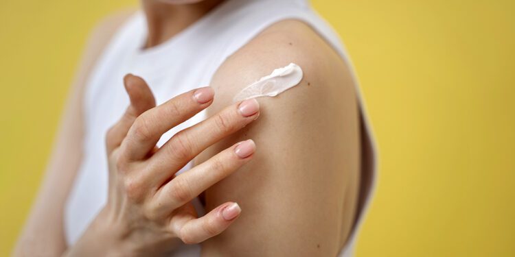 El protector solar es un básico de belleza y salud.