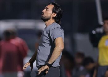 Gerardo Espinoza deja Chivas tras un Clausura 2025 decepcionante