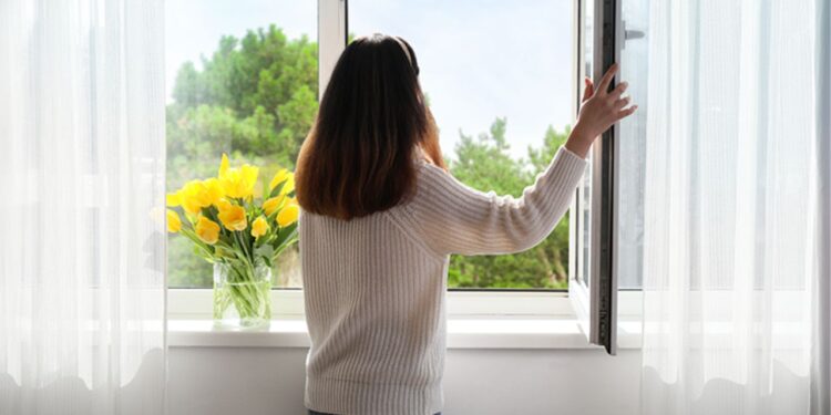 ¿Cómo sobrellevar la temporada de calor sin aire acondicionado?