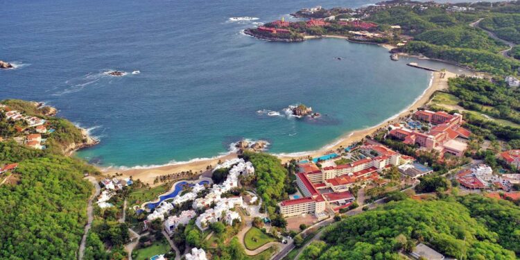 Huatulco tiene una naturaleza única y excelentes servicios, por lo que es perfecto para el descanso.