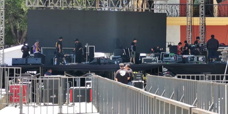 Renta del templete casi duplica costo del concierto de Los Ángeles Azules