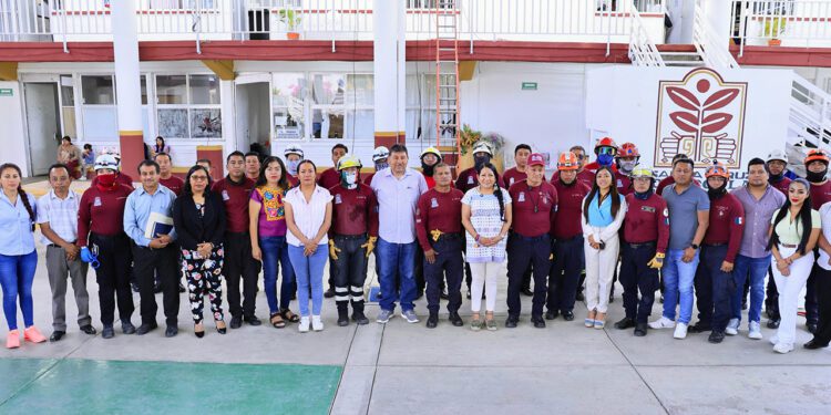 Protección Civil de Xoxocotlán demuestra compromiso y preparación en el Primer Simulacro Nacional 2025