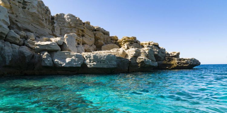Empresa anuncia venta de isla en Baja California