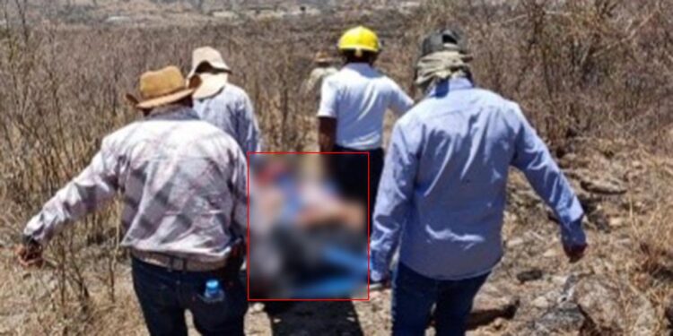 La elemento de la Guardia Nacional apoyaba a sofocar el incendio.