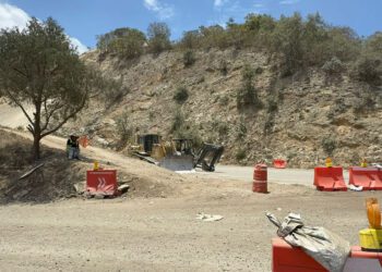 Cumple 38 días el derrumbe en la súper Oaxaca-Cuacnopalan