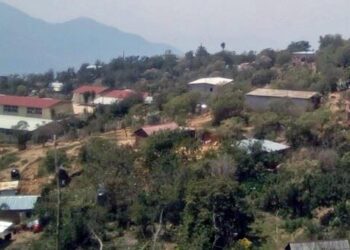 Los vecinos permanecen en alerta, ya que se sospechan que el agresor está escondido en la zona.