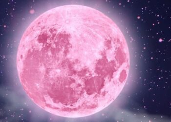 ¿Listo para la Luna Llena Rosa? Lo que debes saber del evento más mágico de abril