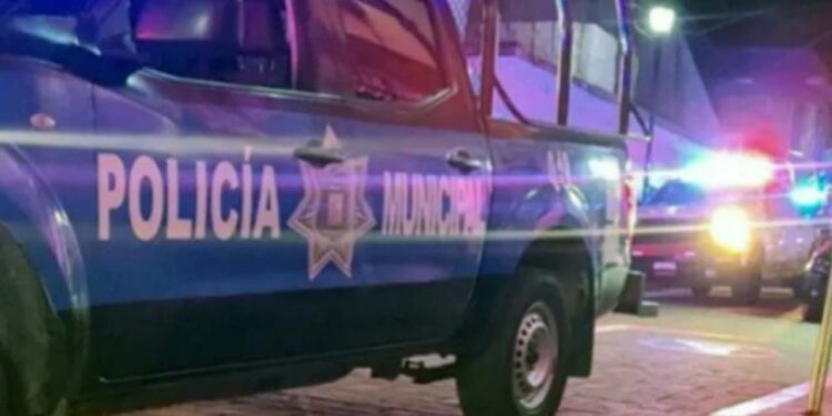 Motociclista genera persecución policial.