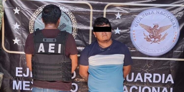 O.T.L. fue detenido con droga y puesto a disposición de las autoridades.