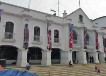 Foto: archivo // Informantes voluntarios precisaron que el palacio de Huautla “ya huele a Morena”, pues la mayoría de perredistas fueron sacados.