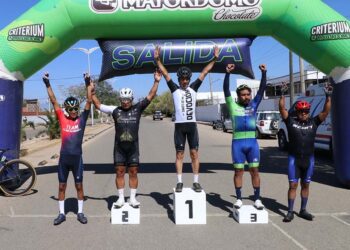 Fotos: Leobardo García Reyes // Podio de vencedores de la categoría Juvenil Élite.
