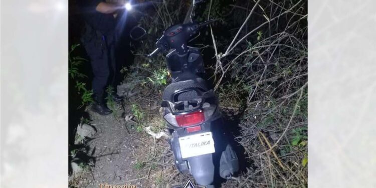Recuperan motoneta con reporte de robo.