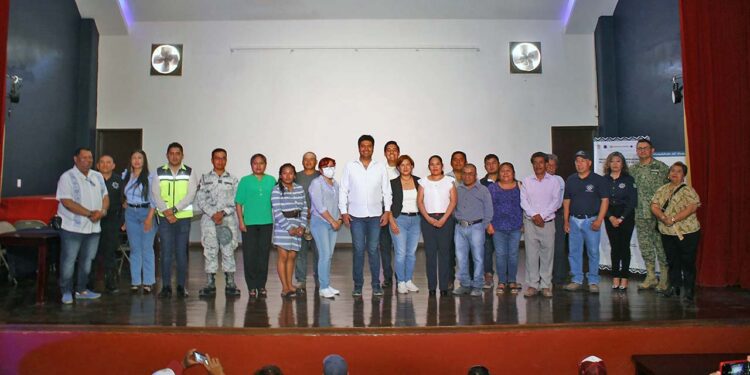 Se realizó la toma de protesta de los representantes de los comités vecinales.