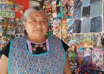 Foto: Lisbeth Mejía Reyes // El oficio de Enriqueta Inés se ha tenido que adaptar a un contexto en el que los medios impresos han perdido a su público.