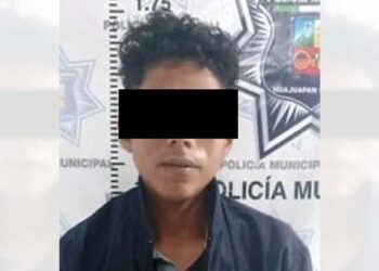 Tras las rejas por robo en tienda de conveniencia.